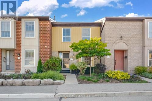 73 - 3025 Glencrest Road, Burlington, ON - Outdoor With Facade