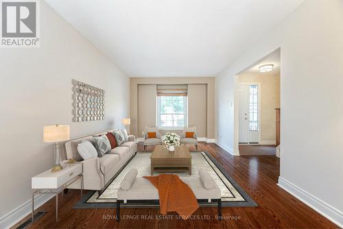 73 - 3025 Glencrest Road, Burlington, ON - Indoor Photo Showing Living Room