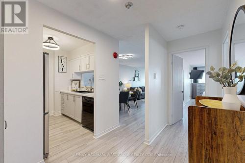 609 - 1665 Pickering Parkway, Pickering, ON - Indoor Photo Showing Kitchen