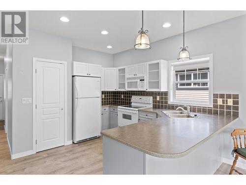 217 Sagewood Drive, Kamloops, BC - Indoor Photo Showing Kitchen With Double Sink