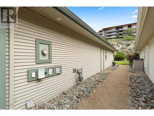 217 Sagewood Drive, Kamloops, BC - Outdoor With Exterior