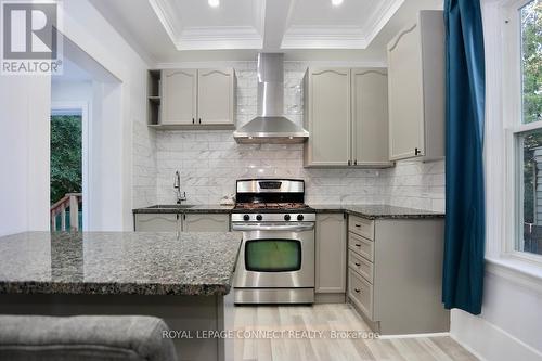 63 Avenue Street, Oshawa, ON - Indoor Photo Showing Kitchen With Upgraded Kitchen