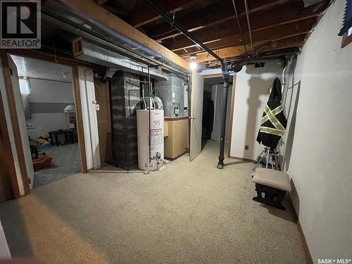 319 4Th Avenue W, Kindersley, SK - Indoor Photo Showing Basement