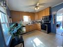 319 4Th Avenue W, Kindersley, SK  - Indoor Photo Showing Kitchen 