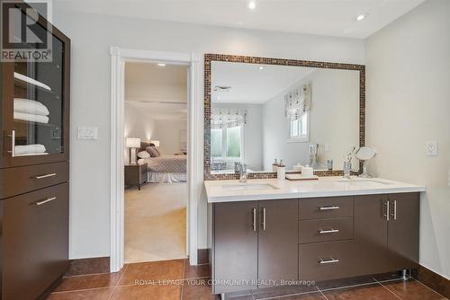 66 Palmerston Drive, Vaughan, ON - Indoor Photo Showing Bathroom