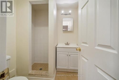 66 Palmerston Drive, Vaughan, ON - Indoor Photo Showing Bathroom