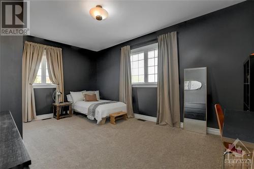 6646 Stillwood Drive, Ottawa, ON - Indoor Photo Showing Bedroom