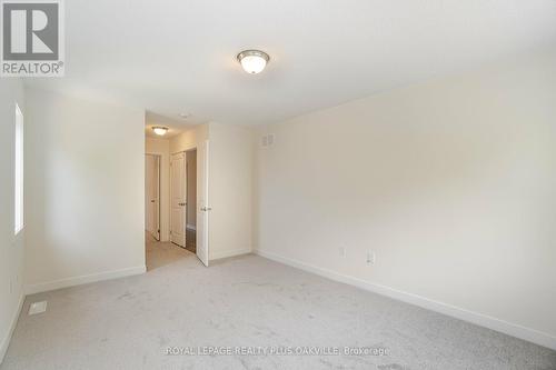 1430 Rose Way, Milton, ON - Indoor Photo Showing Other Room