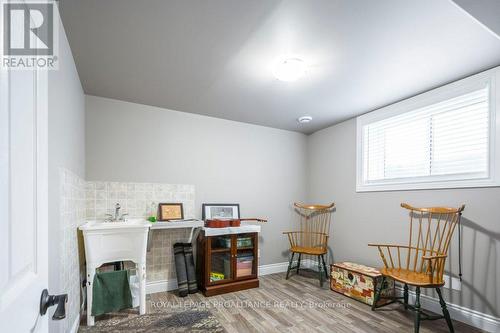 5 Cobblestone Street, Belleville, ON - Indoor Photo Showing Other Room