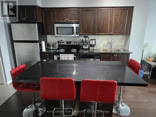 Ph 1665 - 209 Fort York Boulevard, Toronto, ON - Indoor Photo Showing Kitchen With Double Sink