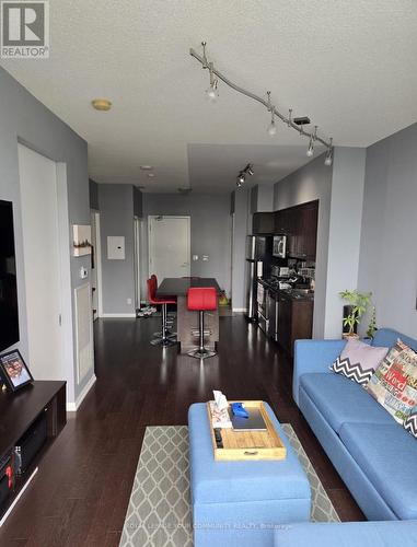 Ph 1665 - 209 Fort York Boulevard, Toronto, ON - Indoor Photo Showing Living Room