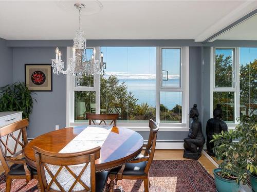 302-670 Dallas Rd, Victoria, BC - Indoor Photo Showing Dining Room