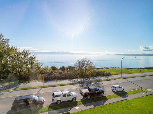 302-670 Dallas Rd, Victoria, BC - Outdoor With Body Of Water With View