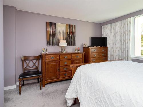 302-670 Dallas Rd, Victoria, BC - Indoor Photo Showing Bedroom