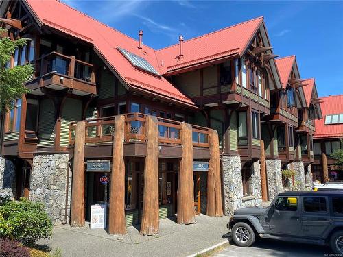 212-1645 Cedar Rd, Ucluelet, BC - Outdoor With Facade