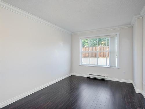 202-1070 Southgate St, Victoria, BC - Indoor Photo Showing Other Room