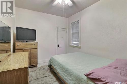 2105 Wallace Street, Regina, SK - Indoor Photo Showing Bedroom