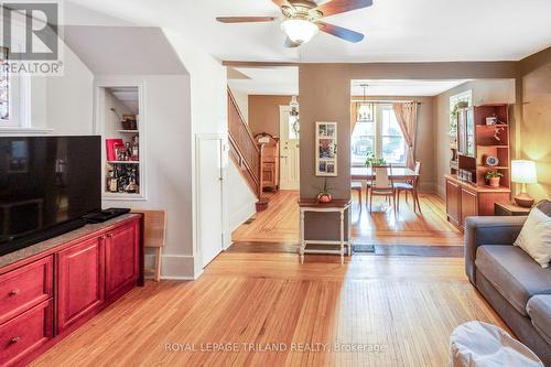 76 Euclid Avenue, London, ON - Indoor Photo Showing Living Room