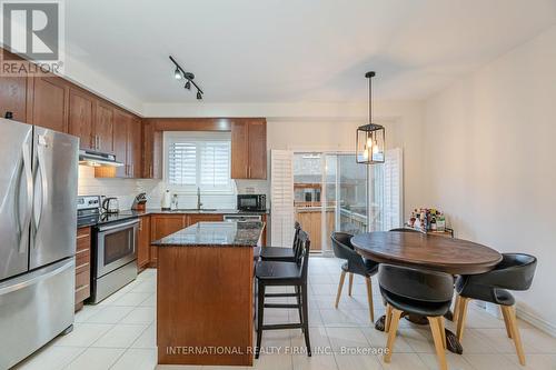 126 Agava Crescent, Brampton, ON - Indoor Photo Showing Kitchen