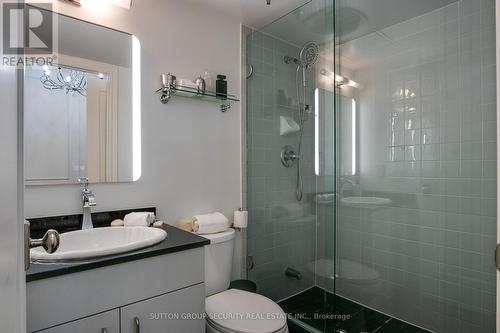 409 - 73 Richmond Street W, Toronto, ON - Indoor Photo Showing Bathroom