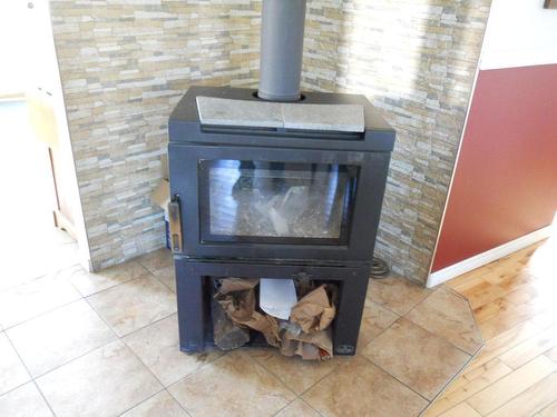 Interior - 383 3E Rang E., Saint-Octave-De-Métis, QC - Indoor Photo Showing Other Room With Fireplace