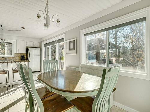 Dining room - 1626 Ch. De La Baie-Du-Lac, Saint-Sauveur, QC - Indoor Photo Showing Dining Room