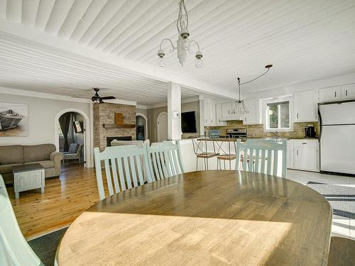 Dining room - 1626 Ch. De La Baie-Du-Lac, Saint-Sauveur, QC - Indoor