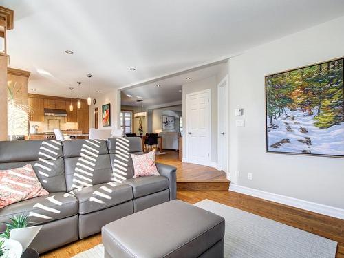 Family room - 6795 Rue Des Coquelicots, Longueuil (Saint-Hubert), QC - Indoor Photo Showing Living Room