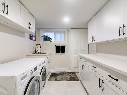 Laundry room - 6795 Rue Des Coquelicots, Longueuil (Saint-Hubert), QC - Indoor Photo Showing Laundry Room