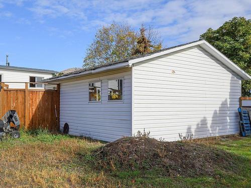 615 Harrington Rd, Kamloops, BC - Outdoor With Exterior