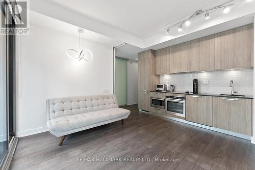 601 - 50 Charles Street E, Toronto, ON - Indoor Photo Showing Kitchen With Upgraded Kitchen