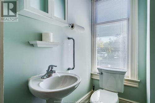 20 Division Street South, Kingsville, ON - Indoor Photo Showing Bathroom