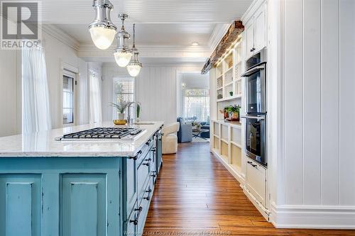 20 Division Street South, Kingsville, ON - Indoor Photo Showing Kitchen With Upgraded Kitchen