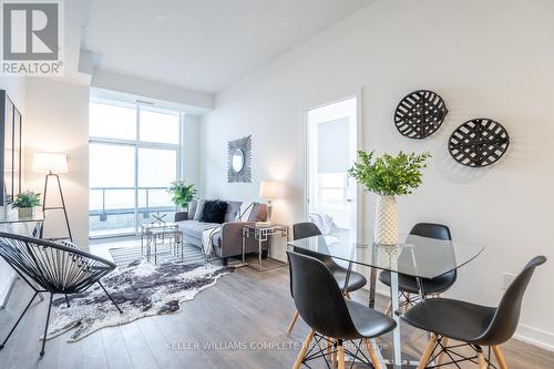 913 - 550 North Service Road, Niagara Falls, ON - Indoor Photo Showing Dining Room