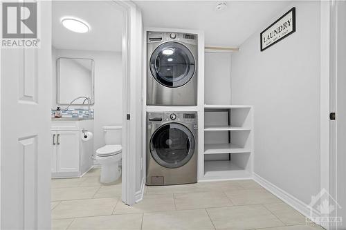 124 Sai Crescent, Ottawa, ON - Indoor Photo Showing Laundry Room