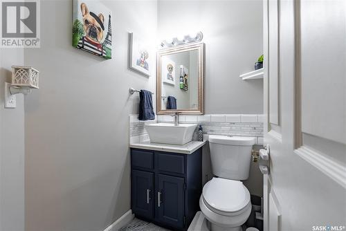 438 Charlebois Terrace, Saskatoon, SK - Indoor Photo Showing Bathroom