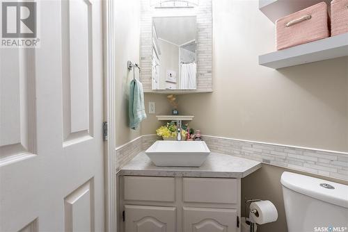 438 Charlebois Terrace, Saskatoon, SK - Indoor Photo Showing Bathroom