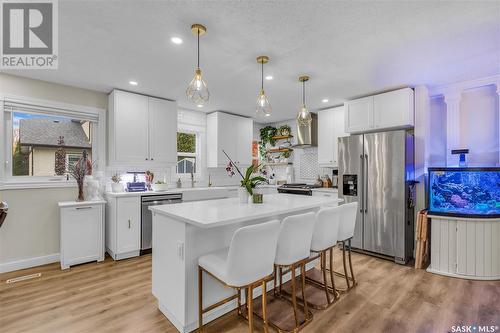 438 Charlebois Terrace, Saskatoon, SK - Indoor Photo Showing Kitchen With Upgraded Kitchen