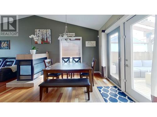 9607 113 Avenue, Fort St. John, BC - Indoor Photo Showing Dining Room