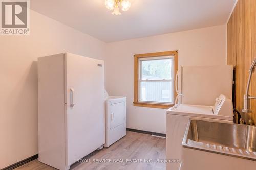 3991 Wallace Point Road, Otonabee-South Monaghan, ON - Indoor Photo Showing Laundry Room