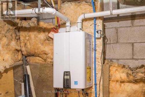 3991 Wallace Point Road, Otonabee-South Monaghan, ON - Indoor Photo Showing Basement