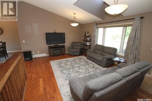 418 Ford Street, Bethune, SK - Indoor Photo Showing Living Room