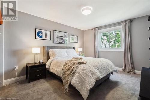 2326 Malcolm Crescent, Burlington, ON - Indoor Photo Showing Bedroom