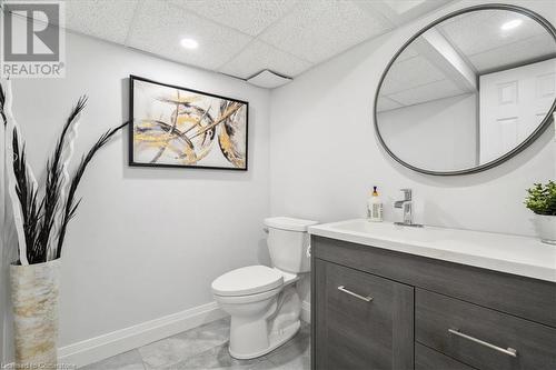 2326 Malcolm Crescent, Burlington, ON - Indoor Photo Showing Bathroom