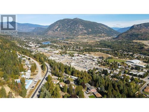 2108 10Th Avenue, Castlegar, BC - Outdoor With View