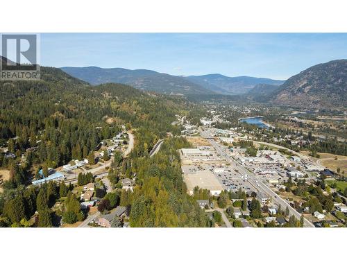 2108 10Th Avenue, Castlegar, BC - Outdoor With View