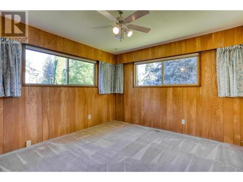 2108 10Th Avenue, Castlegar, BC - Indoor Photo Showing Other Room