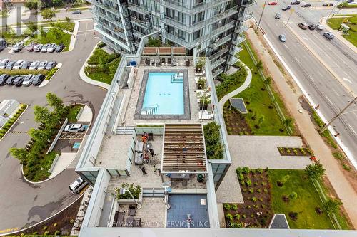 1106 - 4675 Metcalfe Avenue, Mississauga, ON - Outdoor With View