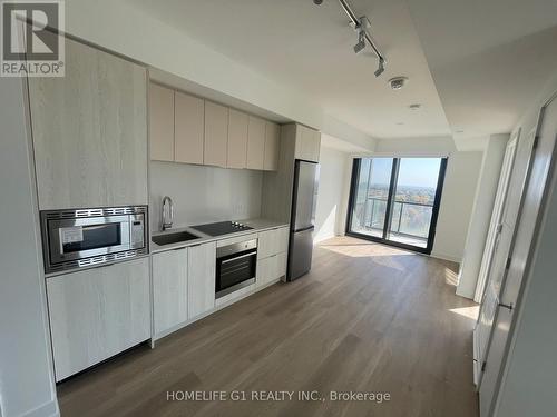 1515 - 86 Dundas Street, Mississauga, ON - Indoor Photo Showing Kitchen