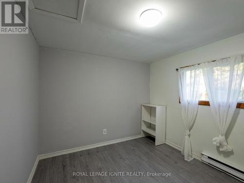 21901 Loyalist Parkway, Quinte West, ON - Indoor Photo Showing Other Room